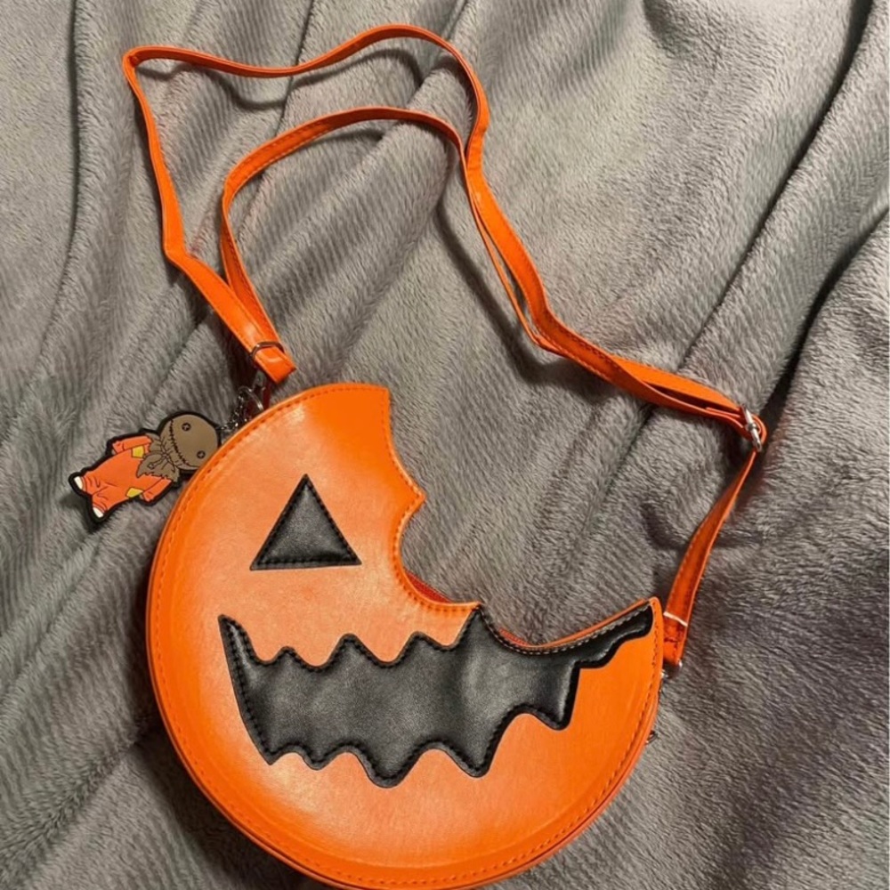 Trick ‘r Treat Sam’s bitten lollipop purse